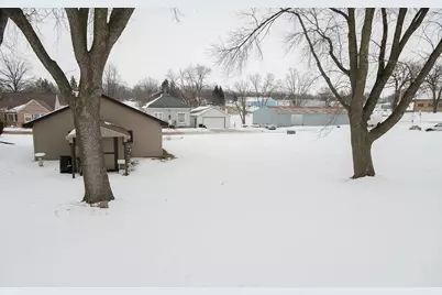 525 N Hood Street, Blue Earth, MN 56013 - Photo 36
