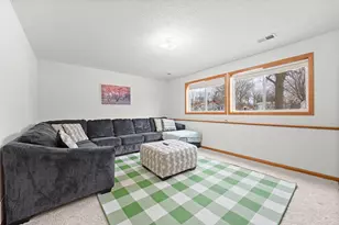 493 California St NW, Hutchinson, MN 55350 - Photo 16