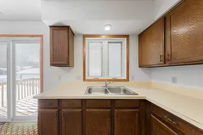 1805 Lakewood Avenue, Albert Lea, MN 56007 - Photo 14