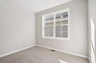 1843 Archer St, Shakopee, MN 55379 - Photo 24