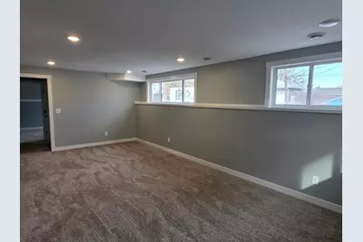 810 13th Street SE, Rochester, MN 55904 - Photo 8