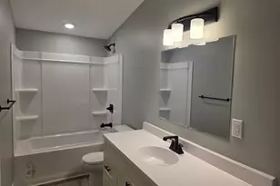 810 13th St SE, Rochester, MN 55904 - Photo 6