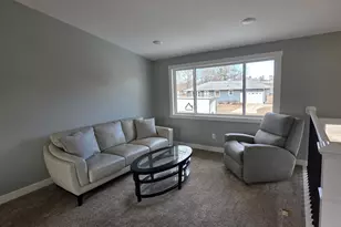 810 13th St SE, Rochester, MN 55904 - Photo 2