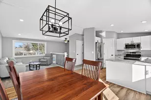 810 13th St SE, Rochester, MN 55904 - Photo 6