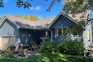 800 Griffin Ave, Mahtomedi, MN 55115 - Photo 52