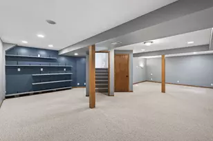 800 Griffin Ave, Mahtomedi, MN 55115 - Photo 10