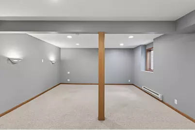 800 Griffin Avenue, Mahtomedi, MN 55115 - Photo 12