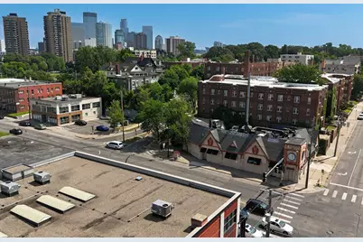 1925 Lyndale Avenue S, Minneapolis, MN 55403 - Photo 4