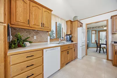 1609 40th Avenue N, Moorhead, MN 56560 - Photo 10