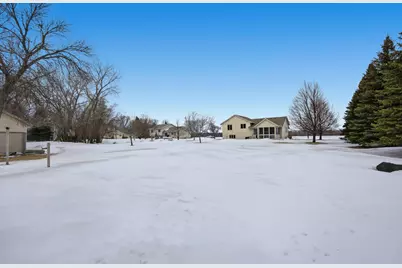 1609 40th Avenue N, Moorhead, MN 56560 - Photo 38