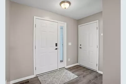1101 Farmers Lane, Belle Plaine, MN 56011 - Photo 12