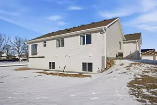 1101 Farmers Ln, Belle Plaine, MN 56011 - Photo 10
