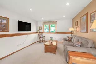 812 Larkspur Ct, Shakopee, MN 55379 - Photo 26