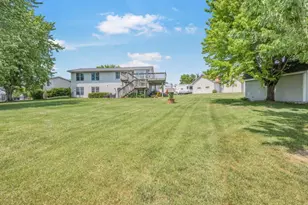 812 Larkspur Ct, Shakopee, MN 55379 - Photo 30