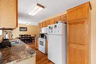 9811 Hamlet Ln S, Cottage Grove, MN 55016 - Photo 10