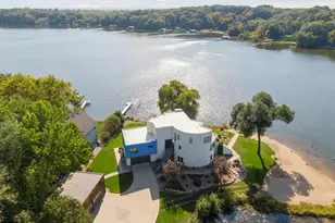 9235 Lake Riley Blvd, Chanhassen, MN 55317 - Photo 6