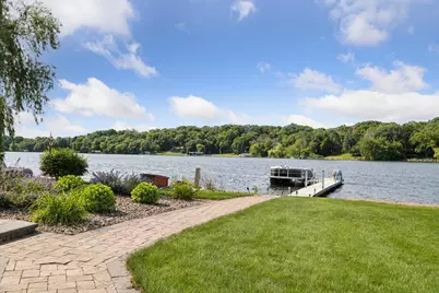 9235 Lake Riley Boulevard, Chanhassen, MN 55317 - Photo 10