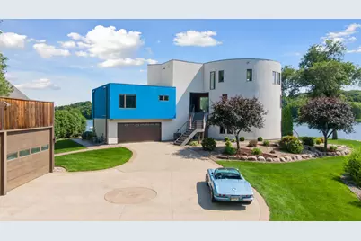 9235 Lake Riley Boulevard, Chanhassen, MN 55317 - Photo 54