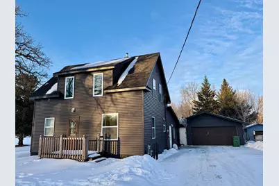 301 7th Avenue SE, Roseau, MN 56751 - Photo 2