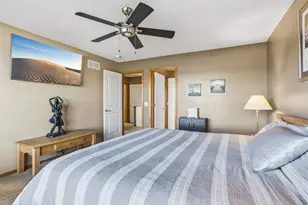 15330 Freedom Dr N, Hugo, MN 55038 - Photo 18