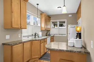 140 Stevens Street W, Saint Paul, MN 55107 - Photo 10