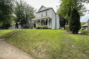 712 3rd St SW, Willmar, MN 56201 - Photo 1