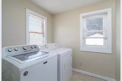 593 Front Avenue, Saint Paul, MN 55117 - Photo 8