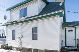 593 Front Ave, Saint Paul, MN 55117 - Photo 2