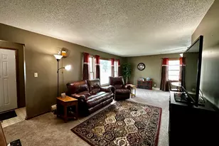 206 Maple Street N, Mabel, MN 55954 - Photo 2