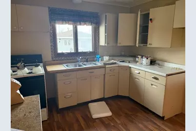 122 Banks Boulevard, Silver Bay, MN 55614 - Photo 10