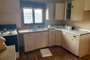 122 Banks Blvd, Silver Bay, MN 55614 - Photo 10