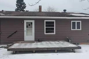 122 Banks Blvd, Silver Bay, MN 55614 - Photo 2