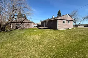 122 Banks Blvd, Silver Bay, MN 55614 - Photo 4