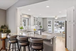 2618 Parkview Dr, White Bear Township, MN 55110 - Photo 10