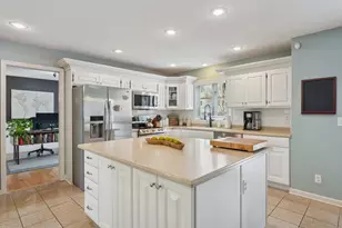 1024 Tamberwood Trail, Woodbury, MN 55125 - Photo 12