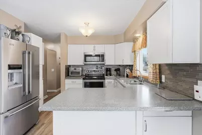 505 Chateau Court, Somerset, WI 54025 - Photo 12