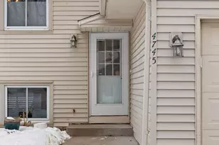 4745 Upland Ln N, Plymouth, MN 55446 - Photo 2