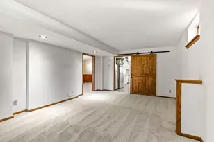 2310 Jones Pl W, Bloomington, MN 55431 - Photo 20