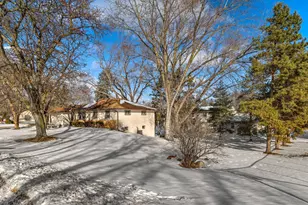 2310 Jones Pl W, Bloomington, MN 55431 - Photo 34