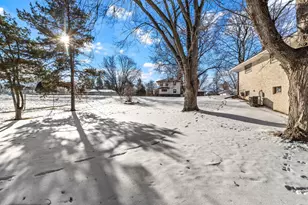 2310 Jones Pl W, Bloomington, MN 55431 - Photo 32