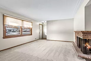 2310 Jones Pl W, Bloomington, MN 55431 - Photo 6