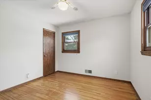 4064 Cavell Ave N, New Hope, MN 55427 - Photo 18