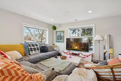 2449 Lyndale Avenue S, Minneapolis, MN 55405 - Photo 30