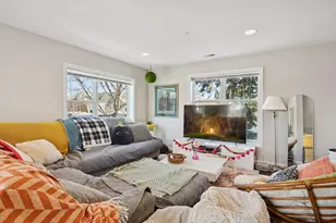 2449 Lyndale Ave S, Minneapolis, MN 55405 - Photo 30