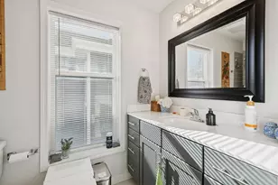 2449 Lyndale Ave S, Minneapolis, MN 55405 - Photo 16