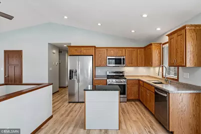 616 3rd Street SW, Cannon Falls, MN 55009 - Photo 10