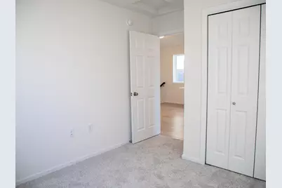 6742 Meadow View Drive S, Fargo, ND 58104 - Photo 10