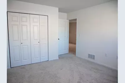 6742 Meadow View Drive S, Fargo, ND 58104 - Photo 16