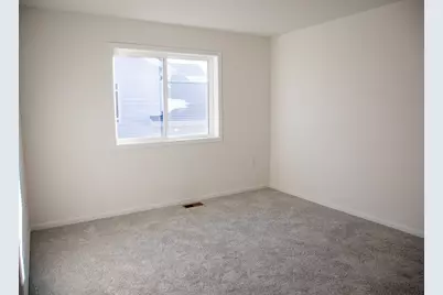 6742 Meadow View Drive S, Fargo, ND 58104 - Photo 12