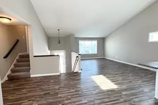 2422 Buffalo Ridge Dr, Buffalo, MN 55313 - Photo 2